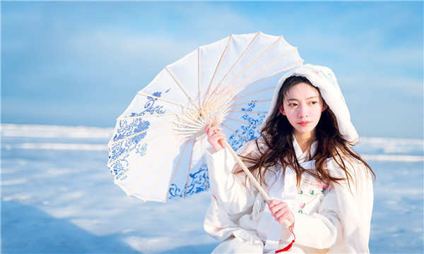鼎湖试管代怀生子多少钱一个？助孕之路的费用分析与方案选择